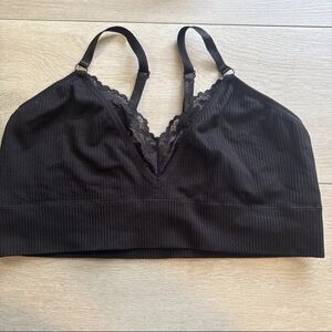 Torrid Lightly Lined Seamless Plunge Bralette Size 2